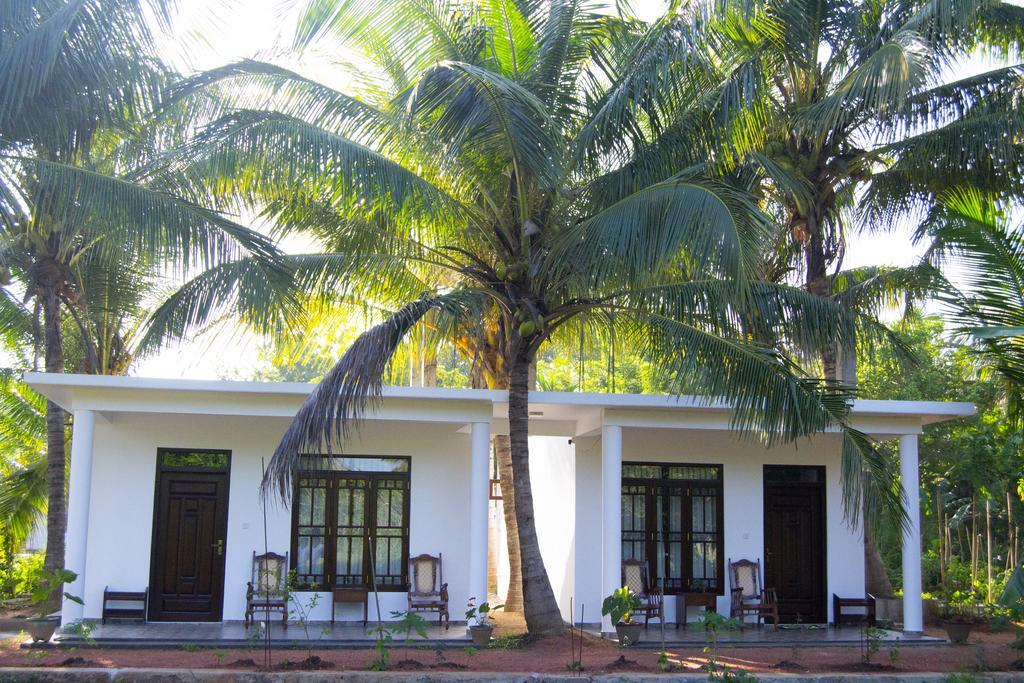 Shady Mango Villa Сигирия Екстериор снимка